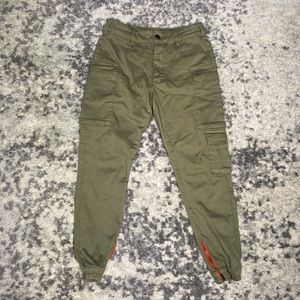fashion nova olive green cargo joggers size XS